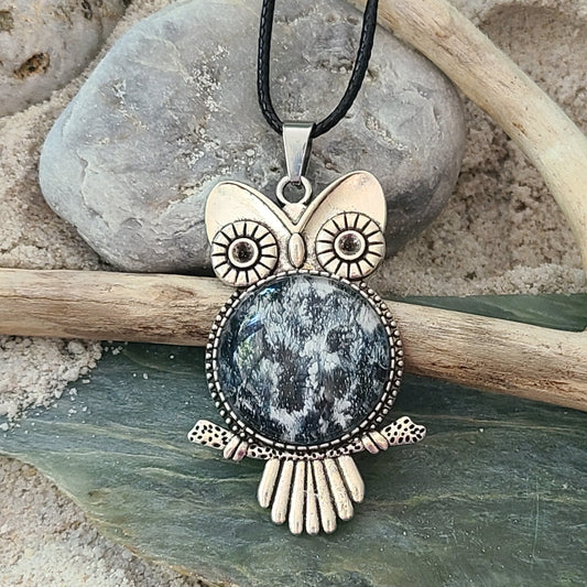 Handmade Art Glass Owl Necklace